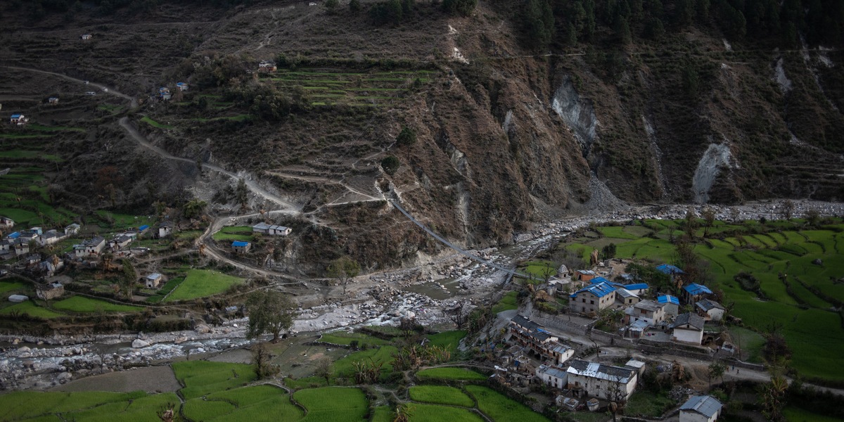 Nepal: scomparso dai radar un aereo con 22 persone a bordo