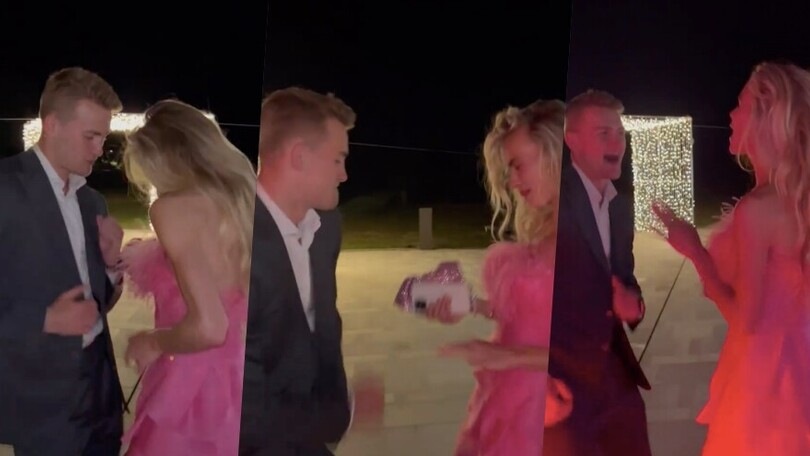 De Ligt e AnneKee scatenatissimi alla festa di Morata