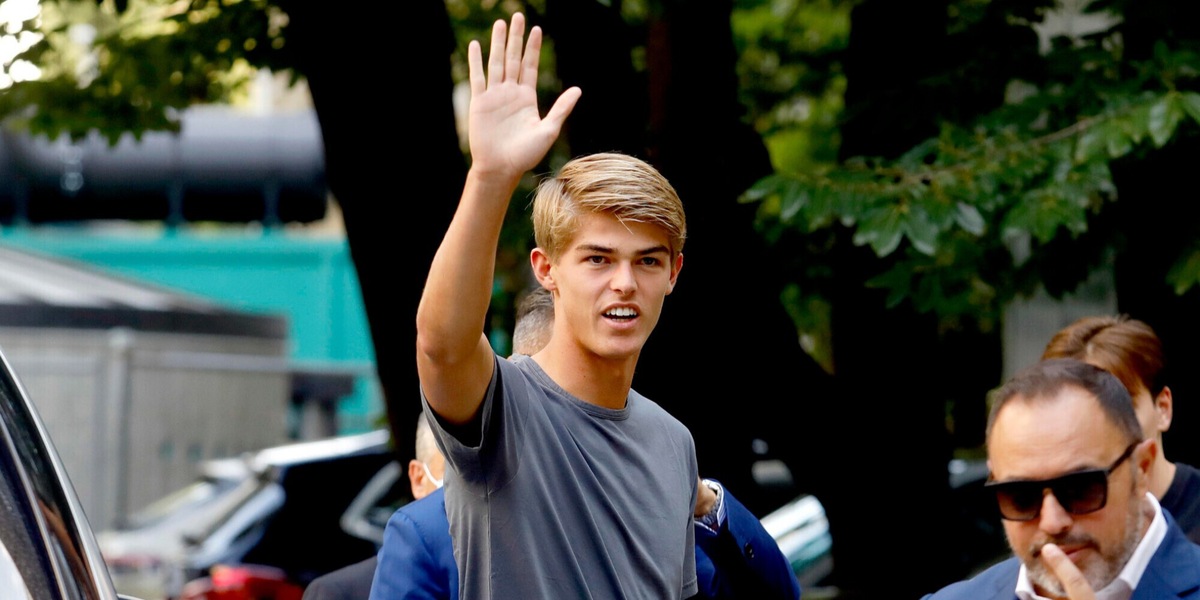 Visite mediche per De Ketelaere, poi la firma con il Milan