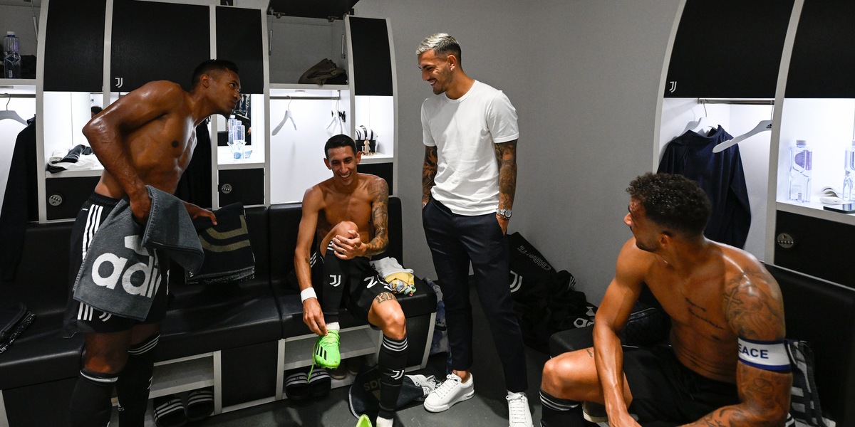 Paredes e Di Maria nello spogliatoio: parole di Juve...