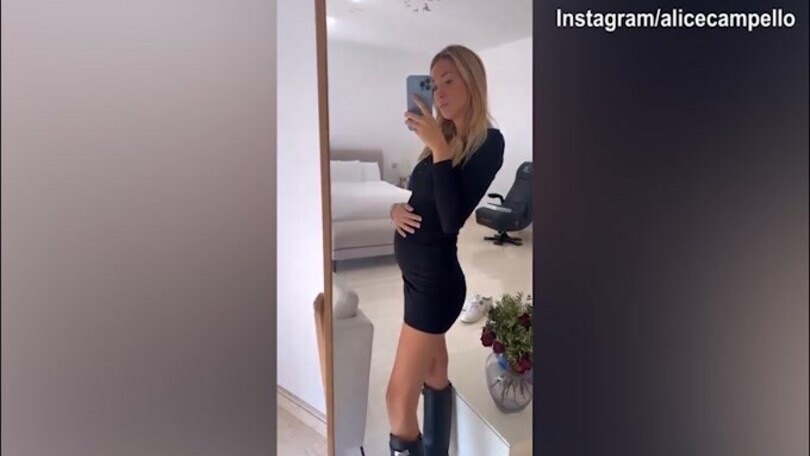 Campelli incinta, ecco il pancino che cresce!