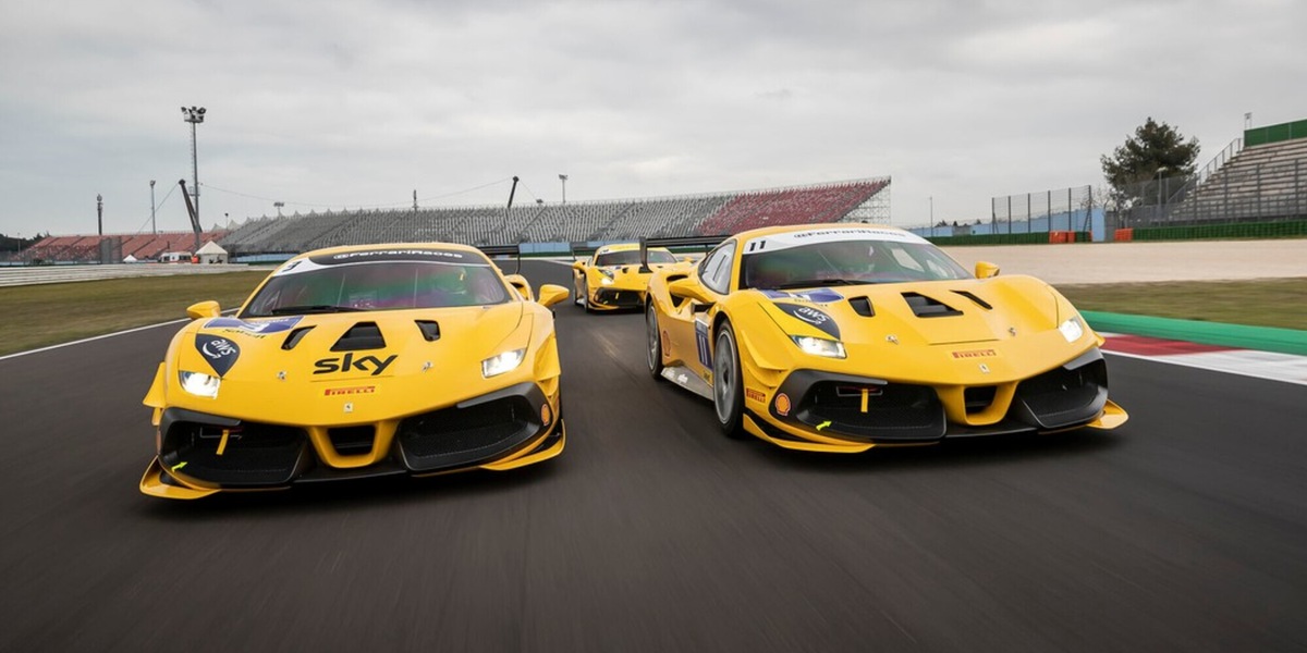 Clamoroso a Imola: prima vince con la Ferrari, poi viene arrestato!