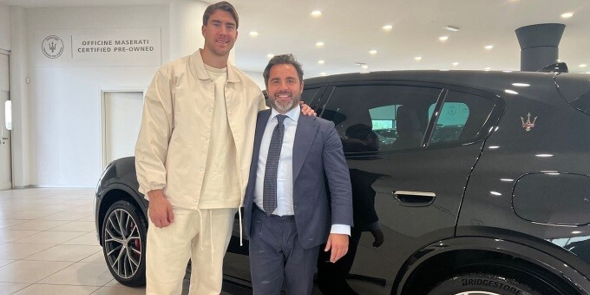 Vlahovic si regala una Maserati speciale? FOTO