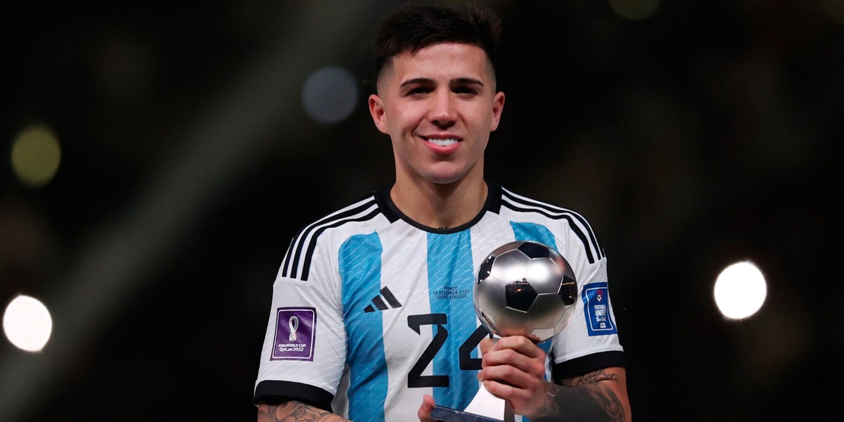Enzo Fernandez al Chelsea per una cifra shock: il calciomercato si infiamma