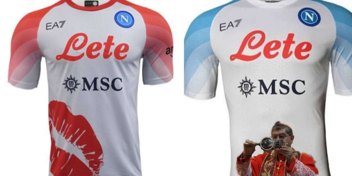 Napoli, San Valentino e la maglia speciale: le ironie tra pastiere e San Gennaro FOTO