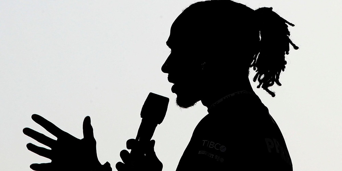 F1, Hamilton shock: "Mi davano del negro e mi lanciavano banane"