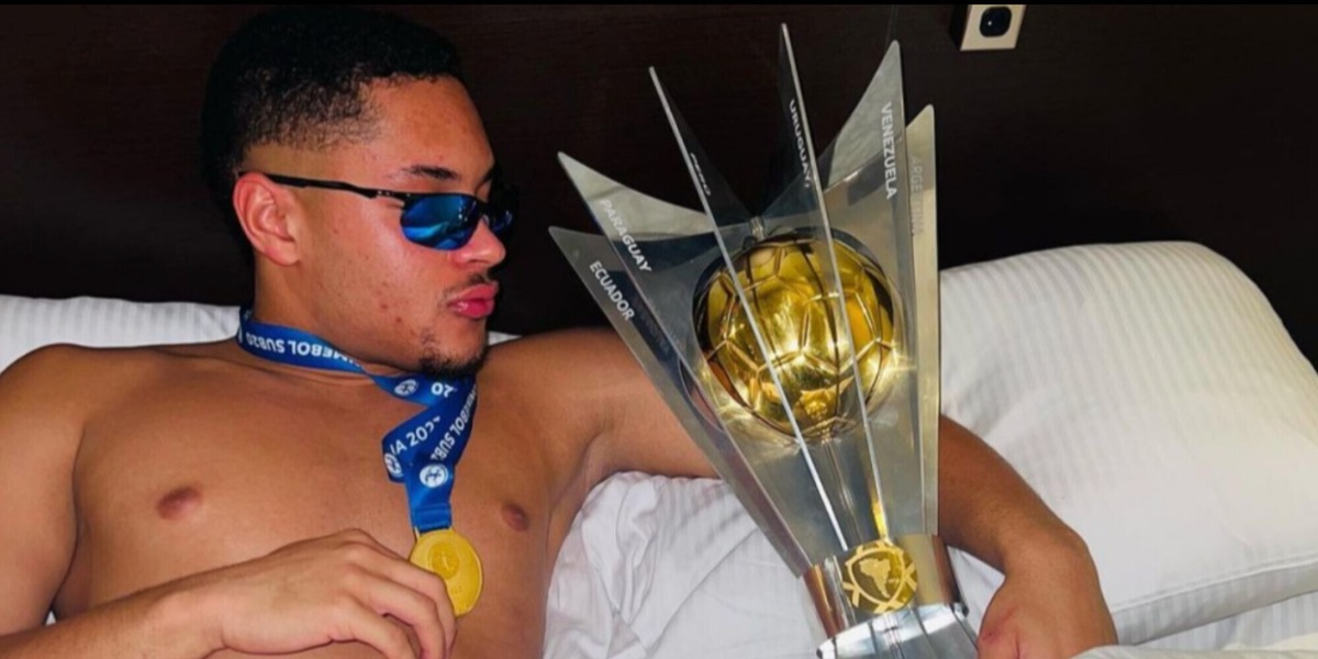 Vitor Roque, l’agente: “Cercato da un club italiano”. Juve sempre in prima fila