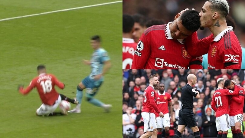 Casemiro, brutto fallo su Alcaraz: lascia in 10 lo United al 34'
