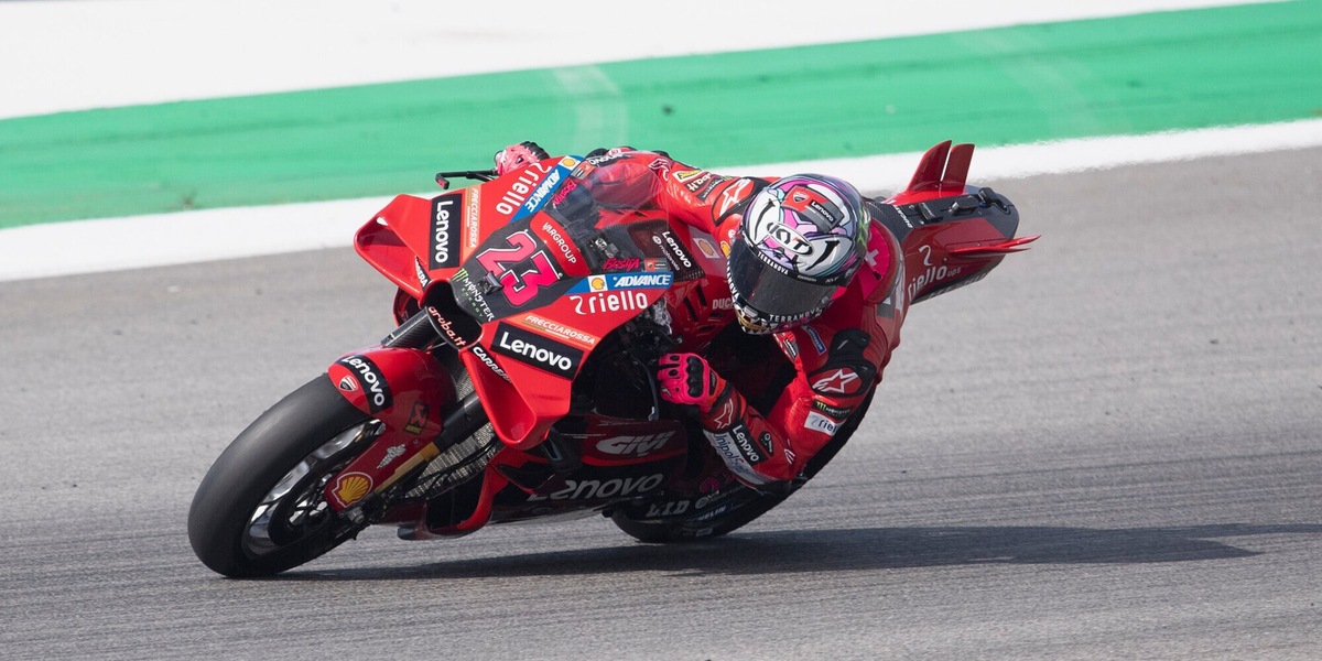 Ducati, Bastianini ko: frattura alla scapola destra