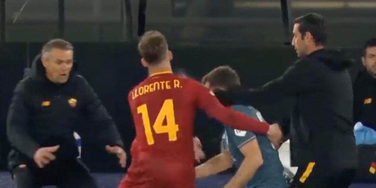Roma-Feyenoord, follia del vice di Mourinho: pugno all'avversario, espulso