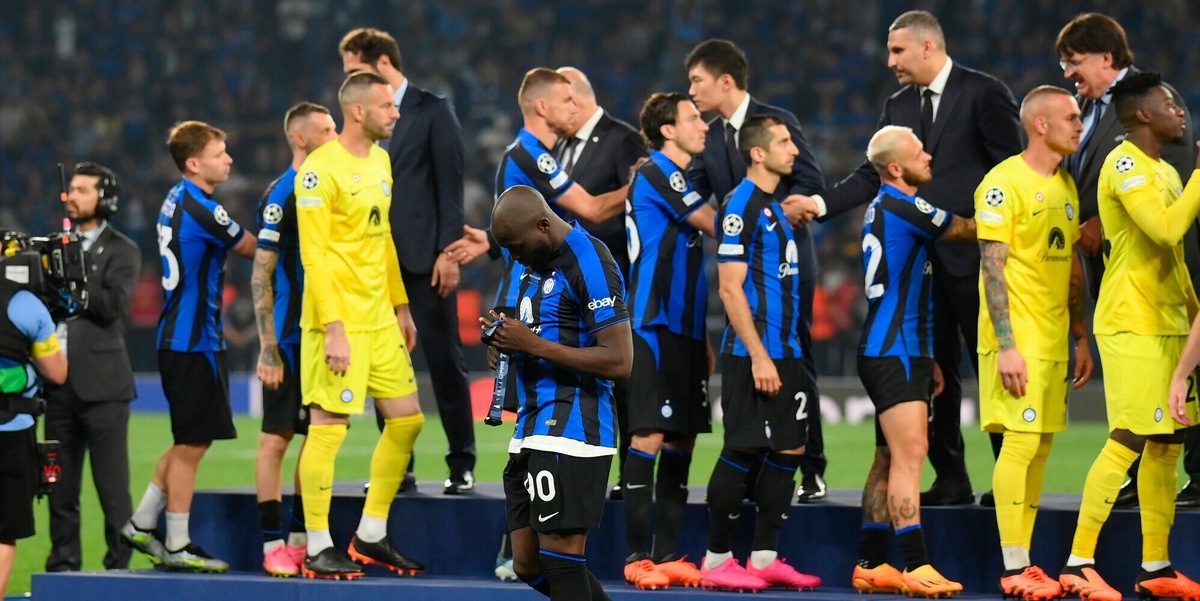 Lukaku ci ricasca, Lautaro non si accende mai: le pagelle di City-Inter