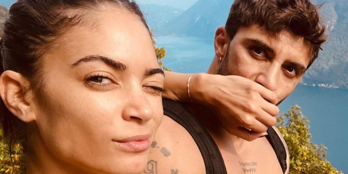 Elodie lascia l'Italia: dove si è trasferita con Iannone