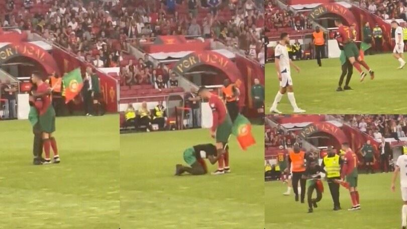 Cristiano Ronaldo, in ginocchio da te: clamorosa invasione di campo
