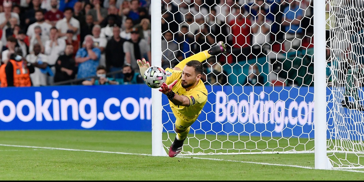 Donnarumma, Cannavaro in tackle: "Ci ha fatto vincere l'Europeo"