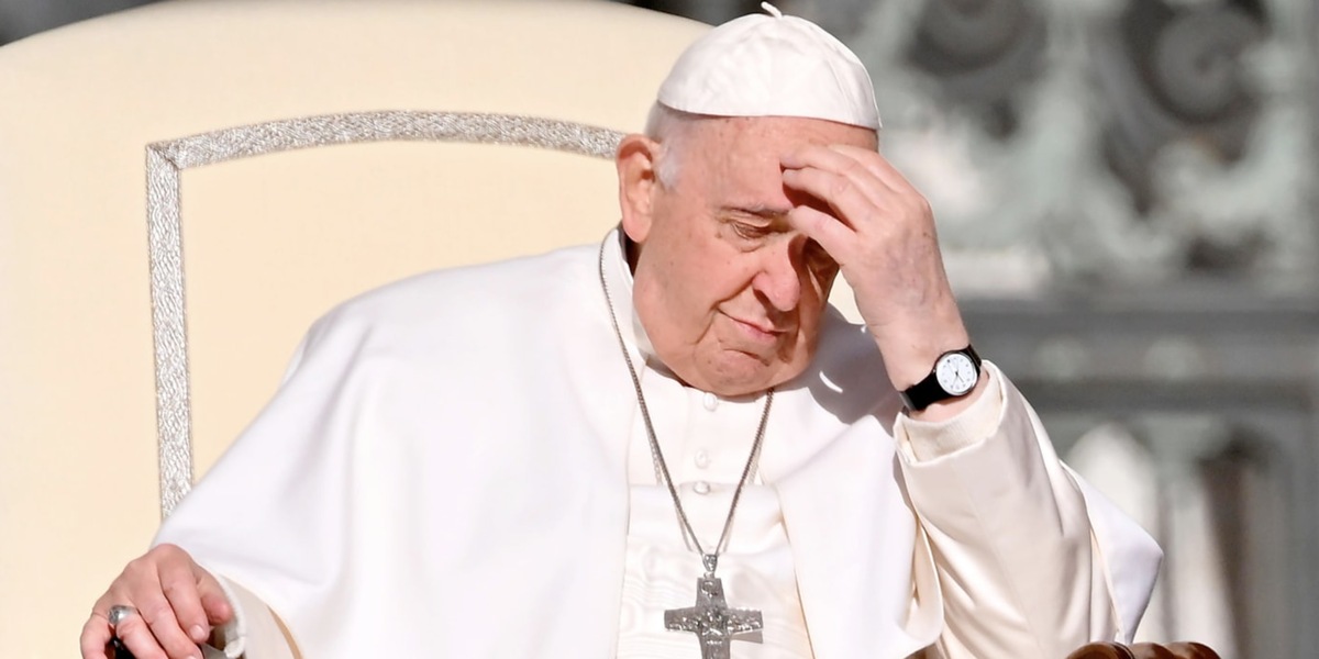 Papa Francesco non legge il discorso: "Non sto bene di salute"