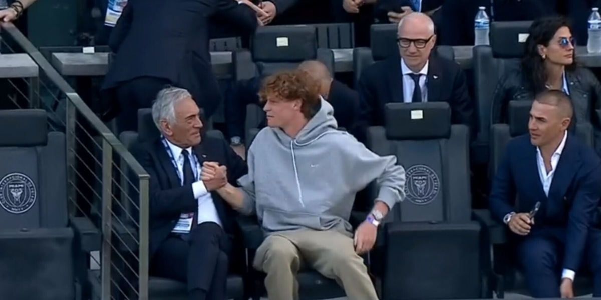 Italia, guarda chi c'è: l'arrivo di Sinner allo stadio dopo 15 minuti di gara