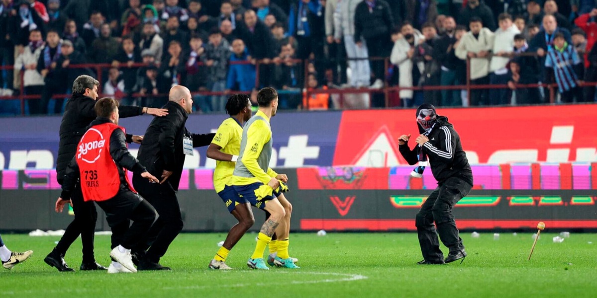Fenerbahce, clamorosa decisione per la Supercoppa: in 3 fingeranno l'infortunio