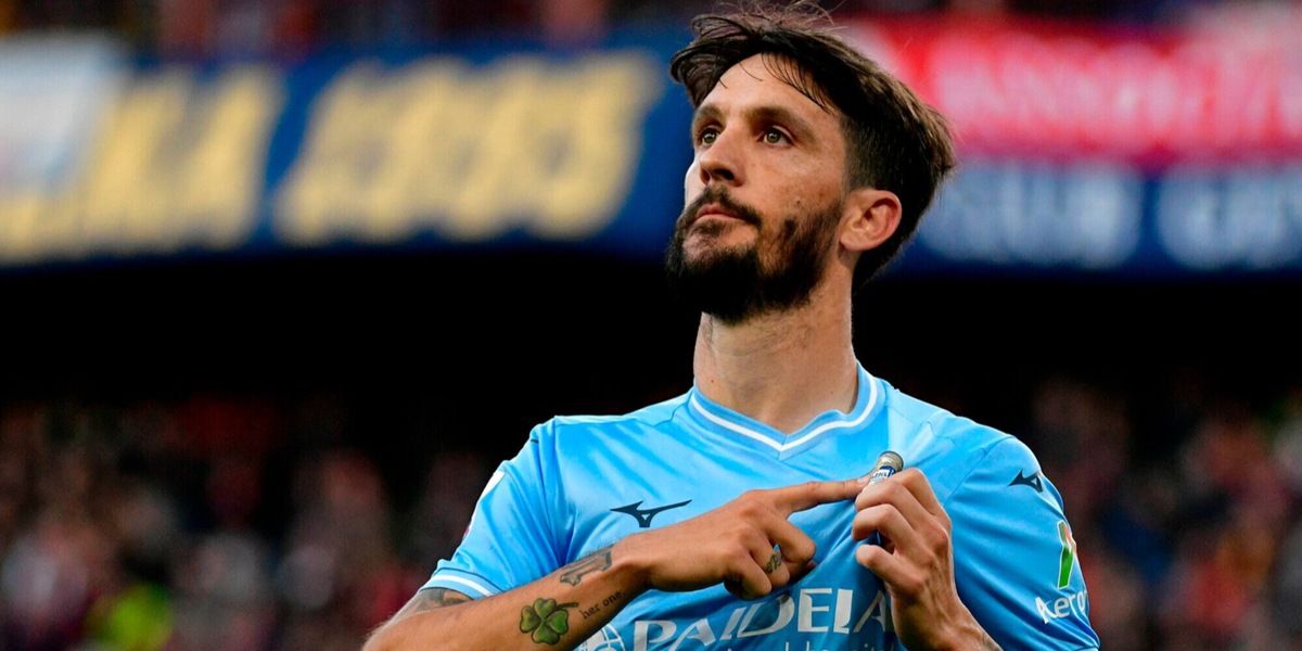 Lazio, Luis Alberto sbanca Genova e bacia lo stemma. Tudor, un ko per la Juve