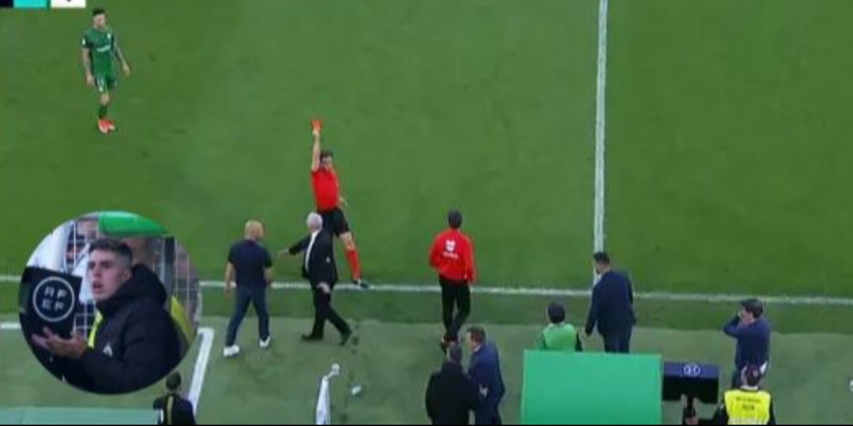 Incredibile in Spagna: infarto in tribuna, l'arbitro espelle chi glielo fa notare