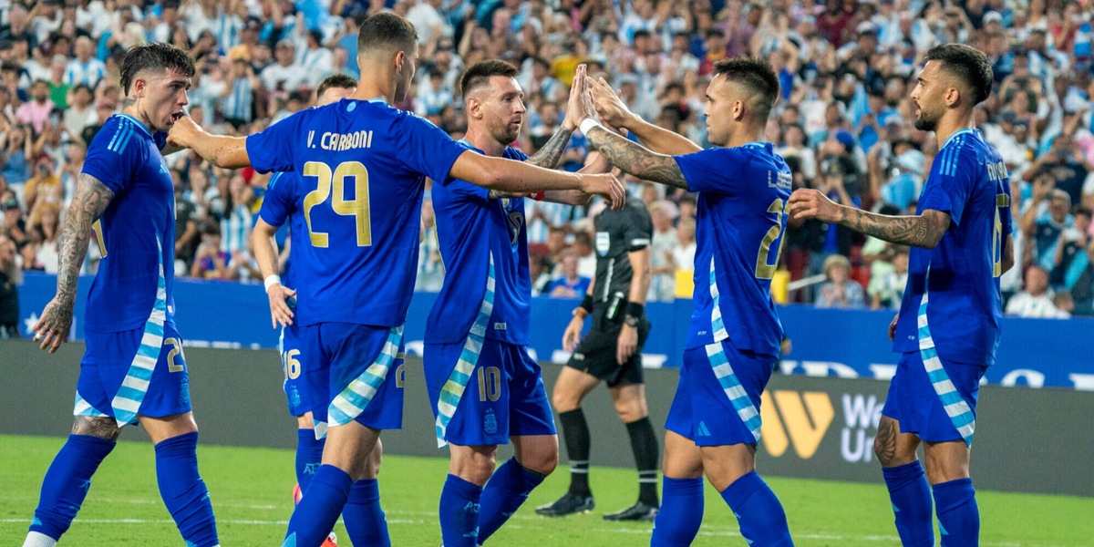 Messi è già in modalità Copa America: l'Argentina ne fa quattro a Guatemala
