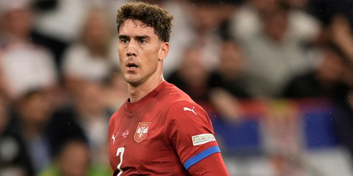 Chi accanto a Vlahovic: Juve, l’intreccio mercato con il Borussia Dortmund