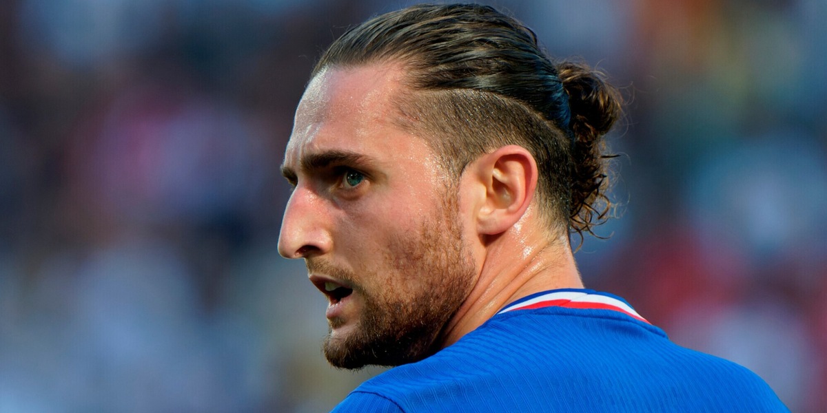 Juve, c’è vita oltre Rabiot: l’offerta Milan a mamma Veronique