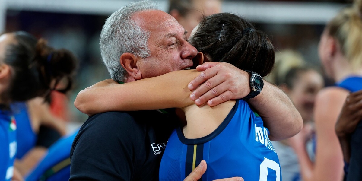 Velasco da brividi, l’intervista è una lezione di vita. Bernardi in lacrime
