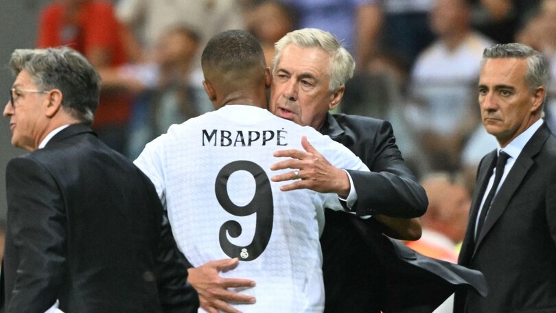 Mbappé si prende subito il Real: gol all'Atalanta, Supercoppa e abbracci
