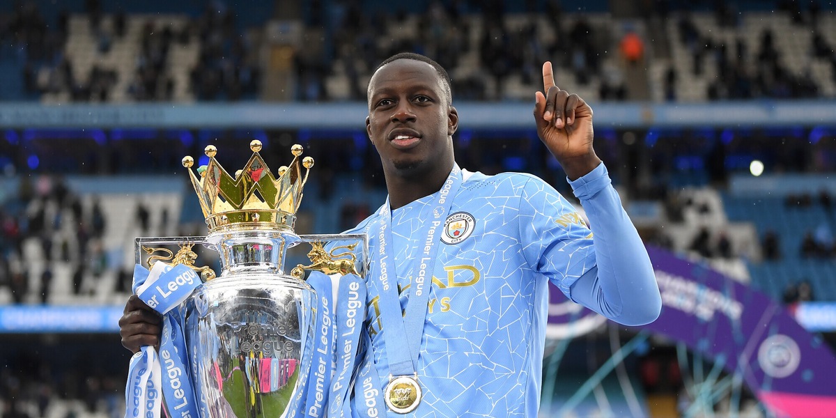 "Festini porno con mezza squadra": Mendy imbarazza il City e fa i nomi!
