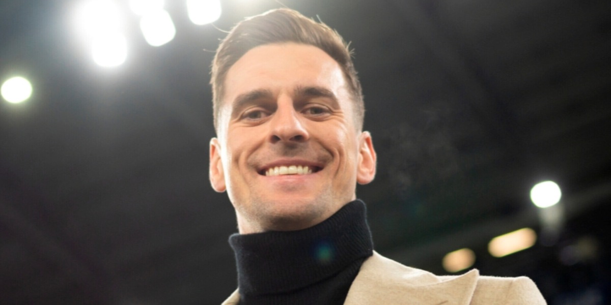 Milik cambia campo e mercato Juve: la strategia dalla difesa all'attacco
