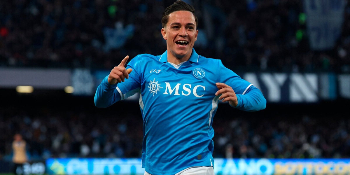 Il Napoli fatica col Venezia, Raspadori salva Conte: Atalanta agganciata