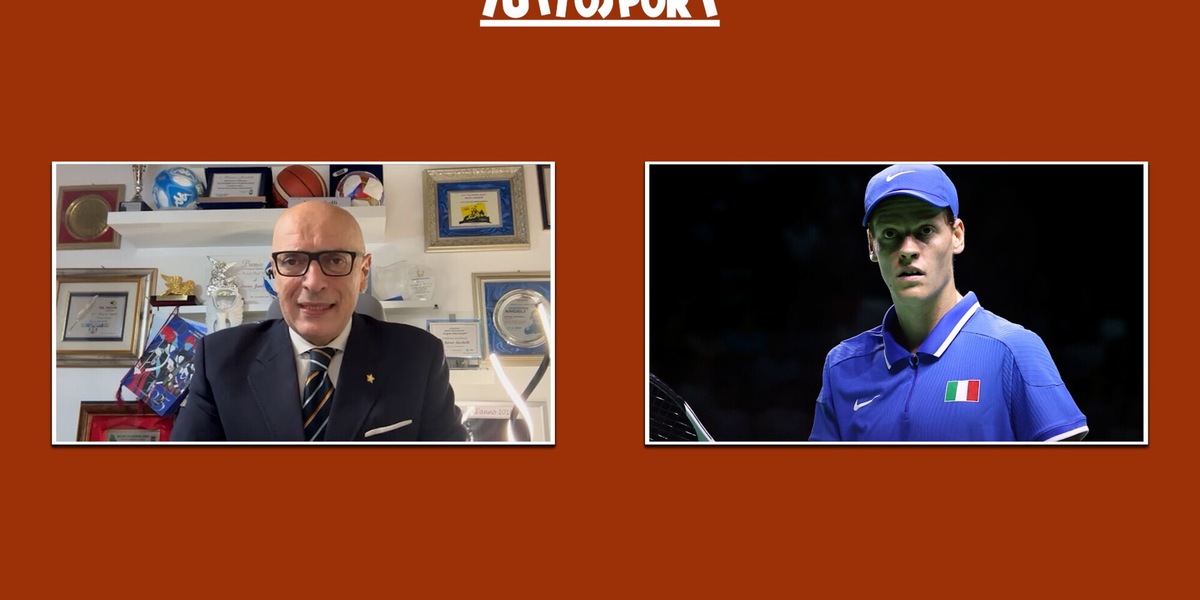 Quello smash dei tifosi australiani a Kyrgios per Sinner superstar