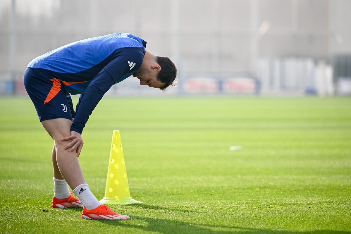 Gatti a pezzi, Douglas Luiz sorride al mercato: Motta sfianca la Juve