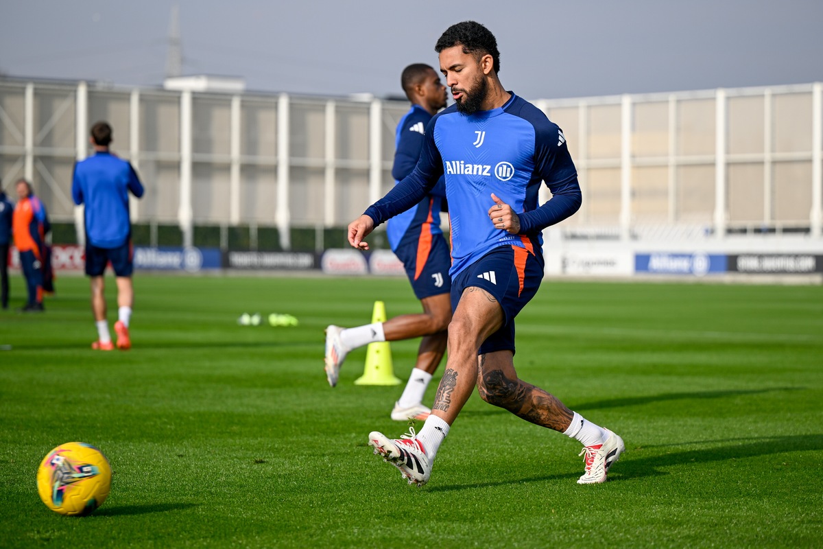 Gatti a pezzi, Douglas Luiz sorride al mercato: Motta sfianca la Juve