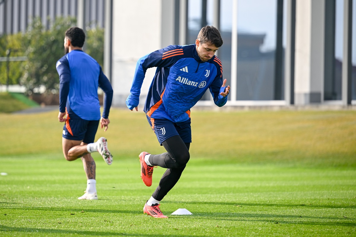 Gatti a pezzi, Douglas Luiz sorride al mercato: Motta sfianca la Juve