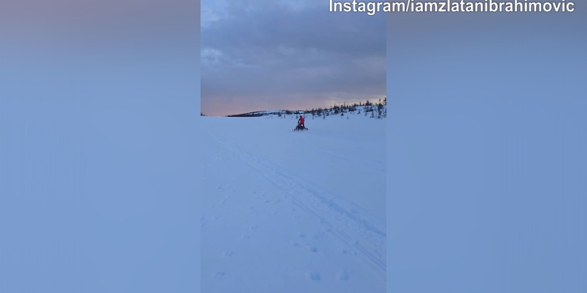 Milan, guarda Ibra: che show sulla neve con la motoslitta