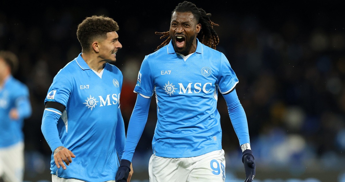 Napoli batte Verona, 5ª vittoria di fila: Conte a +4 sull’Inter e a +5 sull'Atalanta