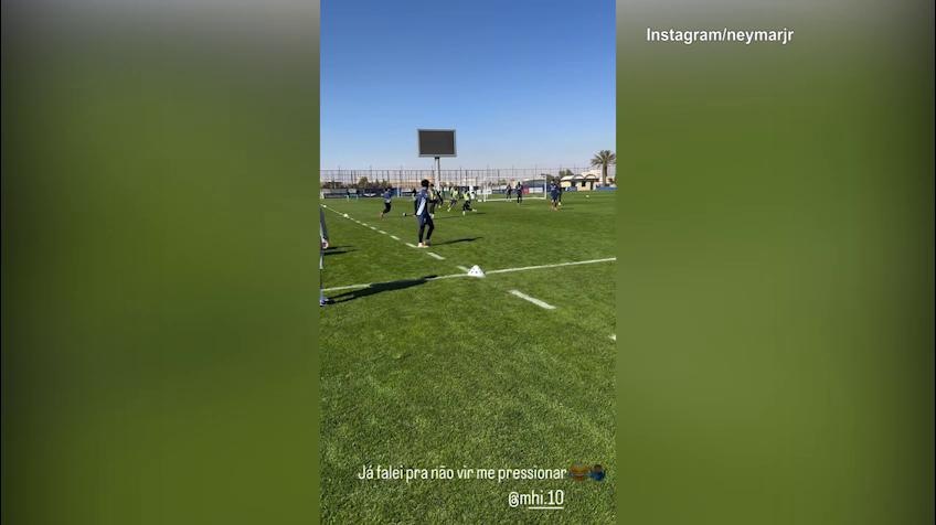 Neymar, numero da urlo in allenamento