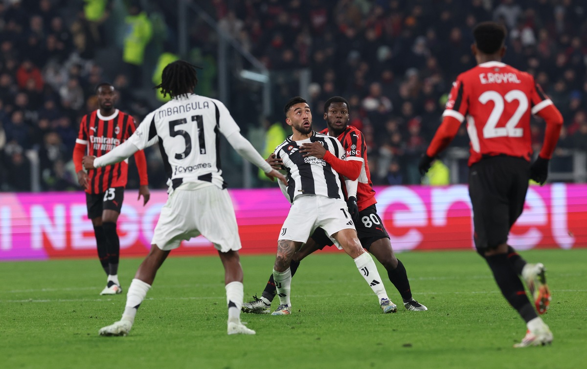 Juve-Milan, le istantanee più belle
