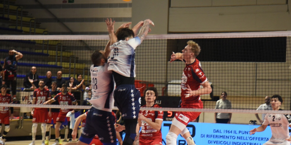Lo spareggio salvezza se lo prende Taranto