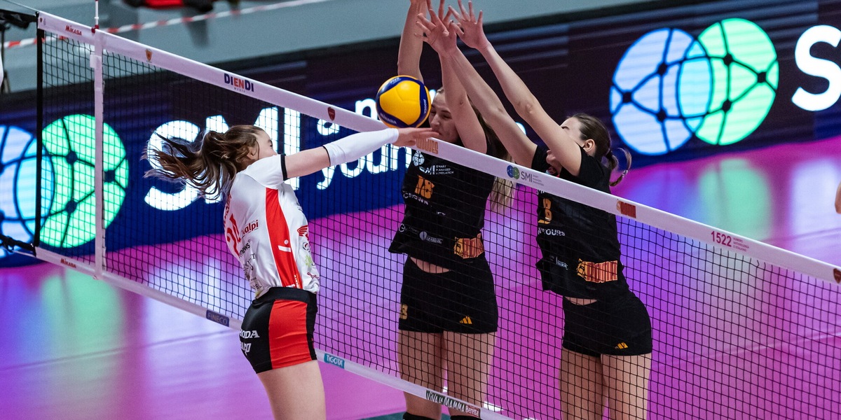 Roma vince la sfida salvezza con Cuneo