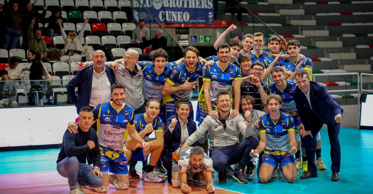 Cuneo vince al tie-break sul campo di Reggio Emilia