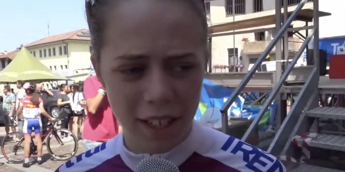 Tragedia nel ciclismo: morta a 19 anni investita da un auto durante l'allenamento