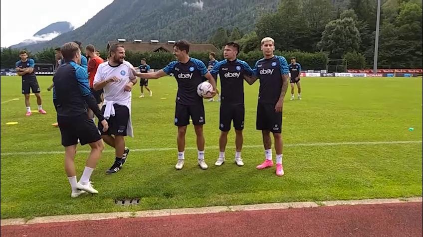 Napoli, contro la Juve non ci sarà Olivera