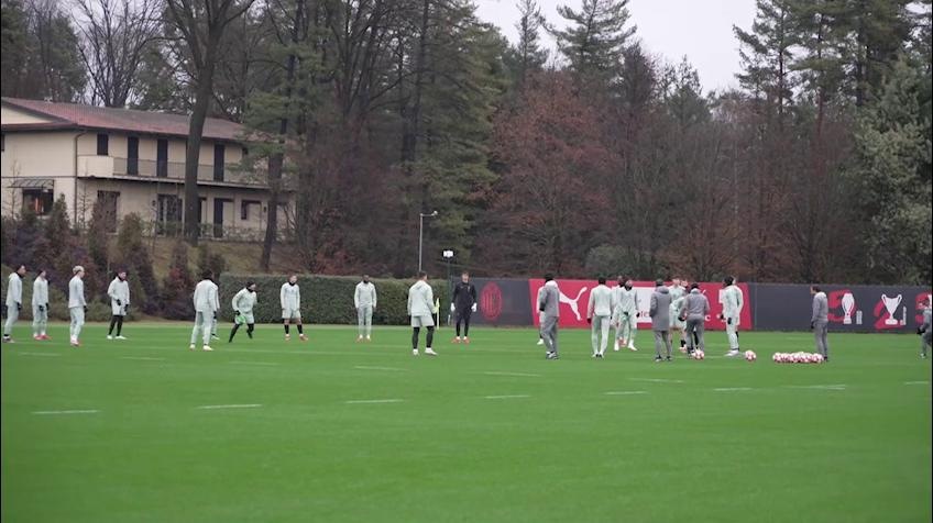 Il Milan si allena prima della trasferta a Zagabria