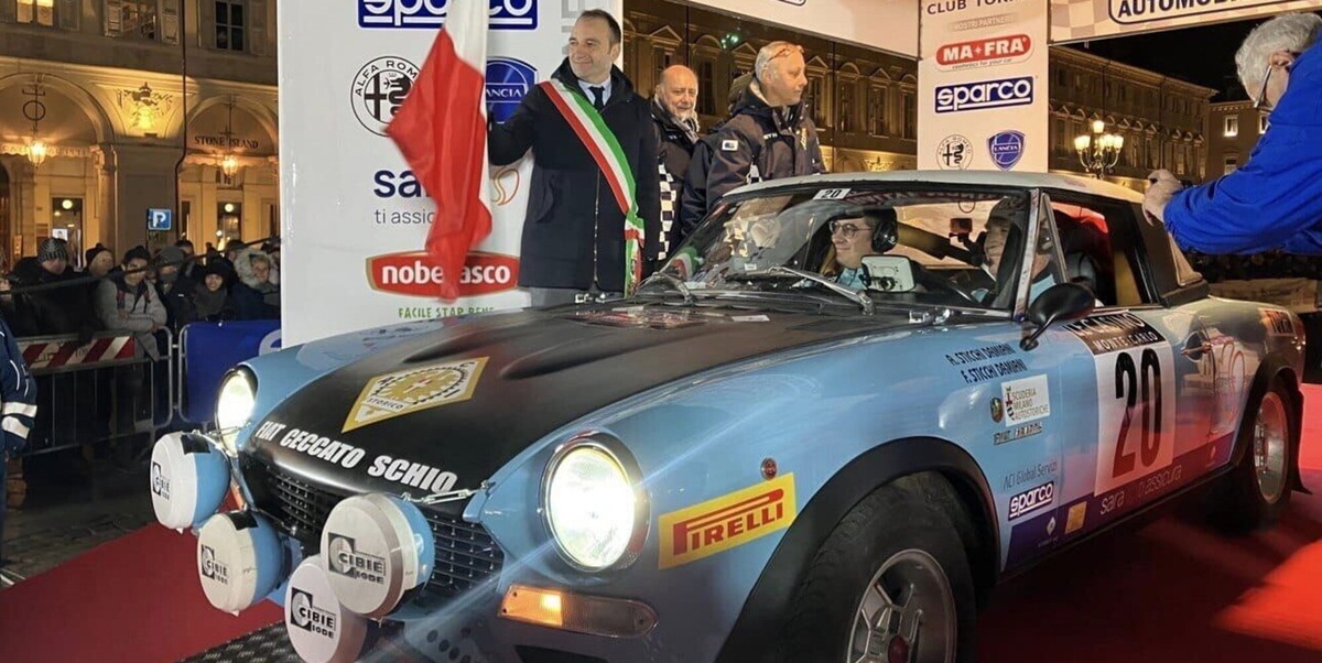27° Rallye Monte-Carlo Historique: il via da Torino in Piazza Castello