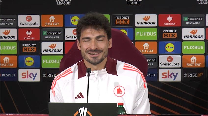 Hummels: "A Roma mi trovo bene"