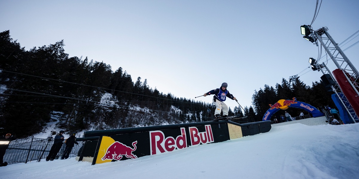 Flora Tabanelli, stella del freestyle, vince in Coppa del Mondo di slopestyle in Canada