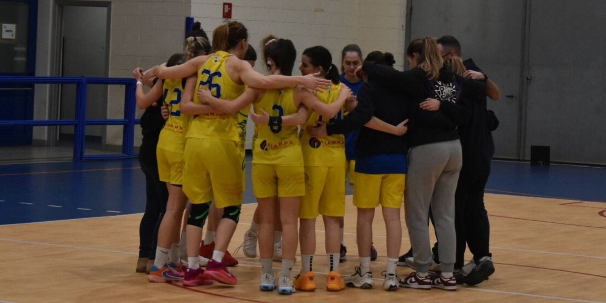 Pasta cala il poker contro Arona Basket
