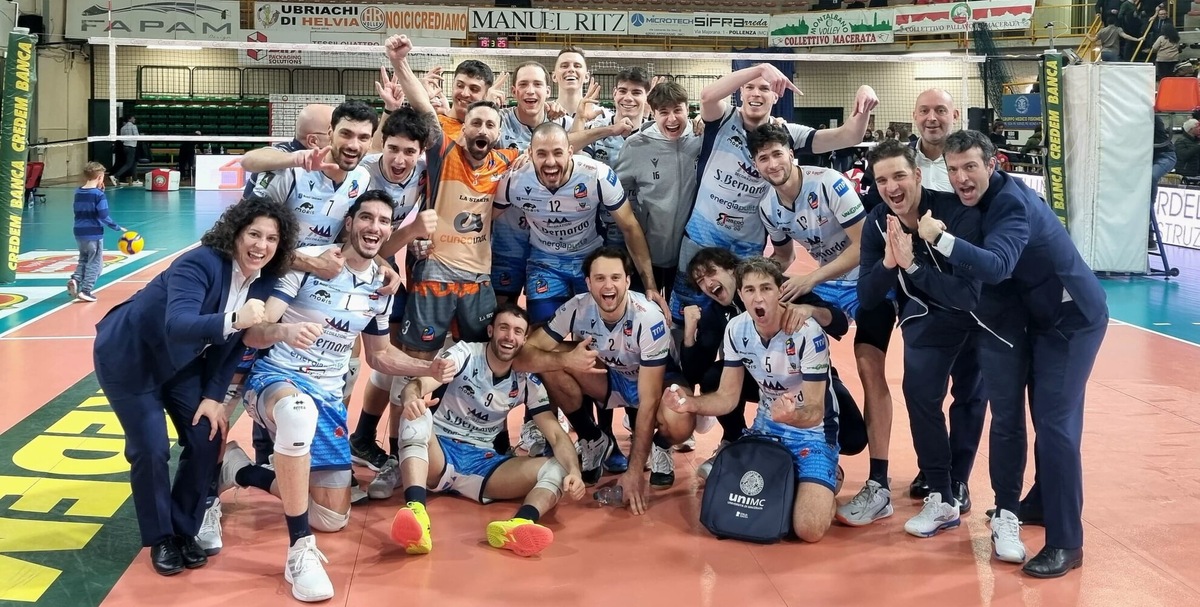 Cuneo regola in tre set la lunga e insidiosa trasferta a Macerata